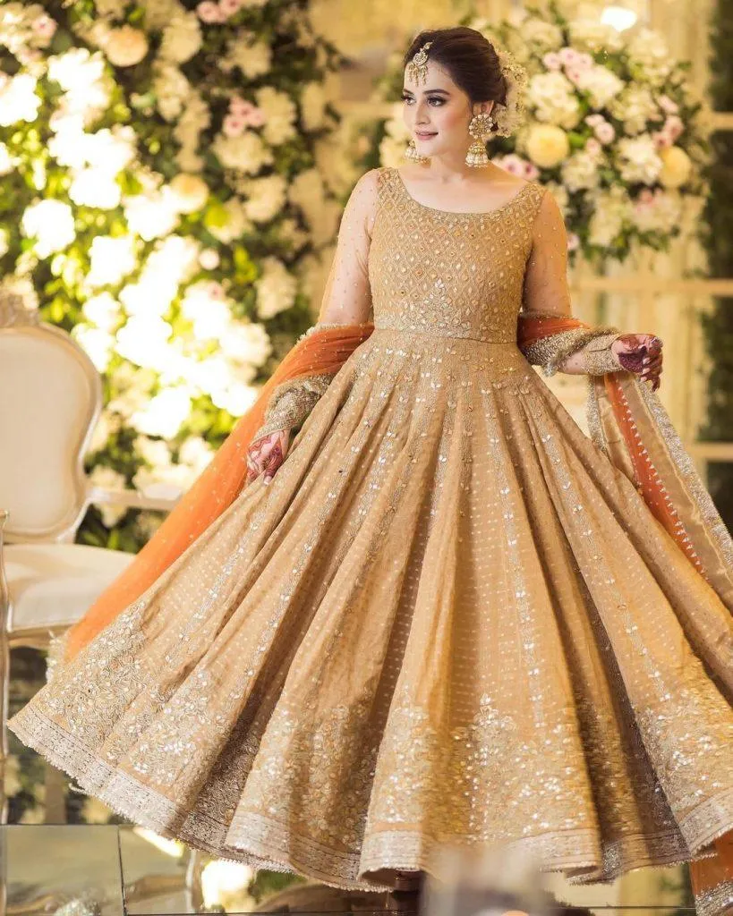 Aiman Khan spotted wearing Faiza Saqlain Net Embroidered 3 Pieces Unstitch Suits With Mirror Work