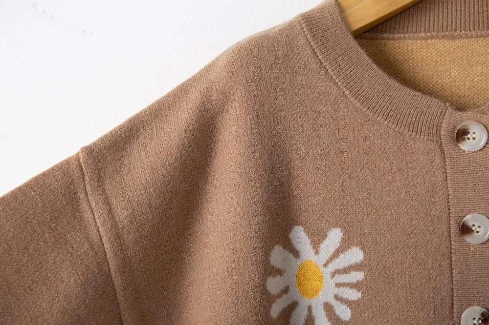 Costaric Womens Long Sleeve Daisy Flower Cardigan Sweaters Plus Size Aesthetic 90s Button Down Open Front Sweater Outfits