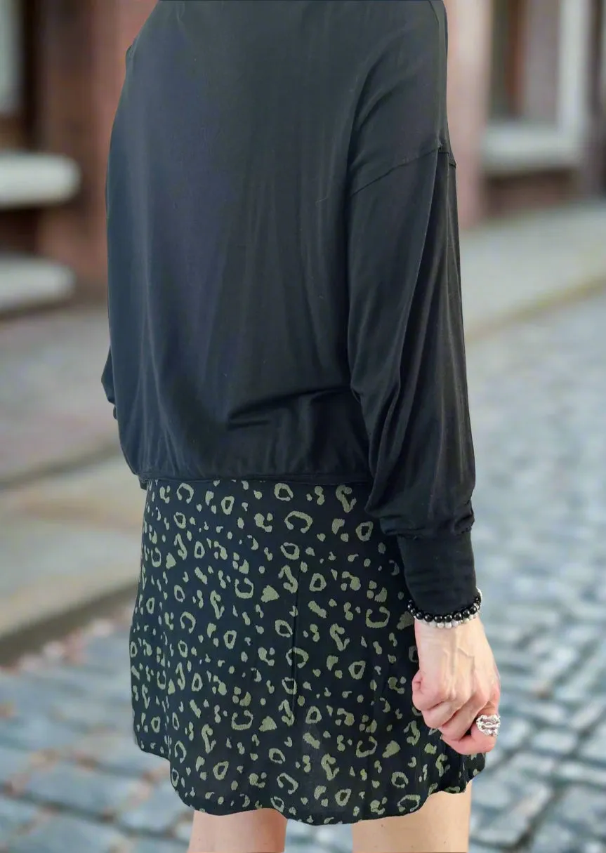 FIGARY BLACK LEOPARD MINI SKIRT