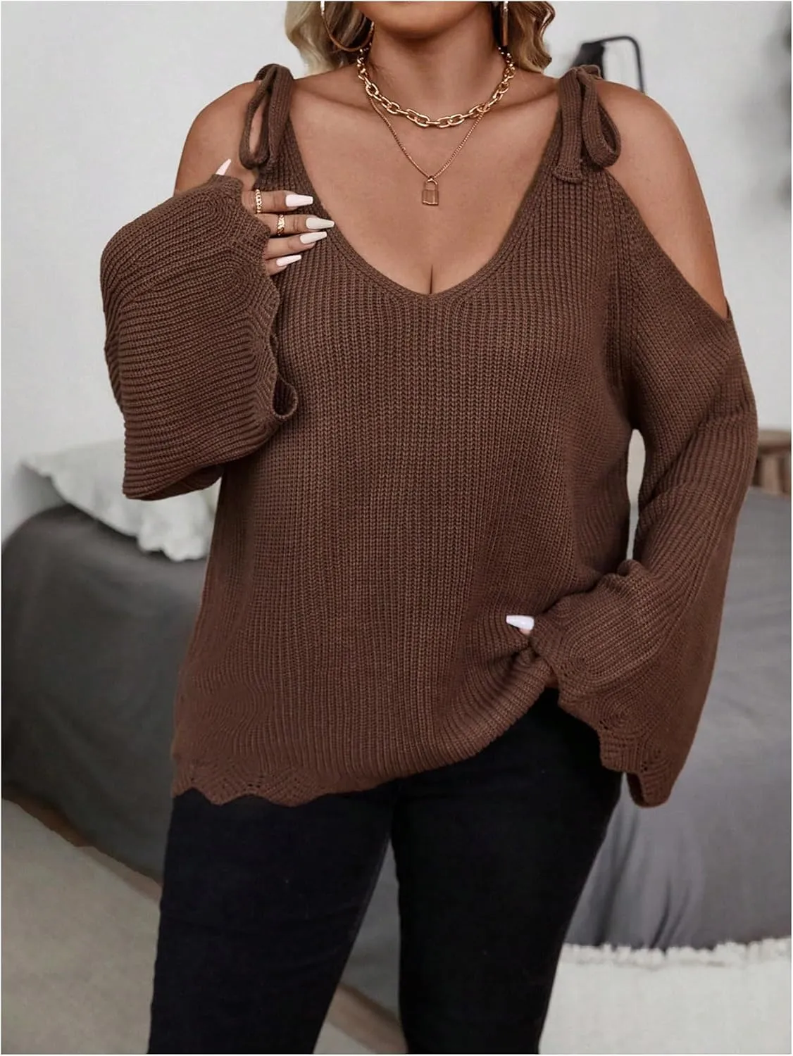 SOLY HUX Women's Plus Size Sweaters Tie Cold Shoulder V Neck Long Sleeve Scallop Trim Knit Pullover Tops