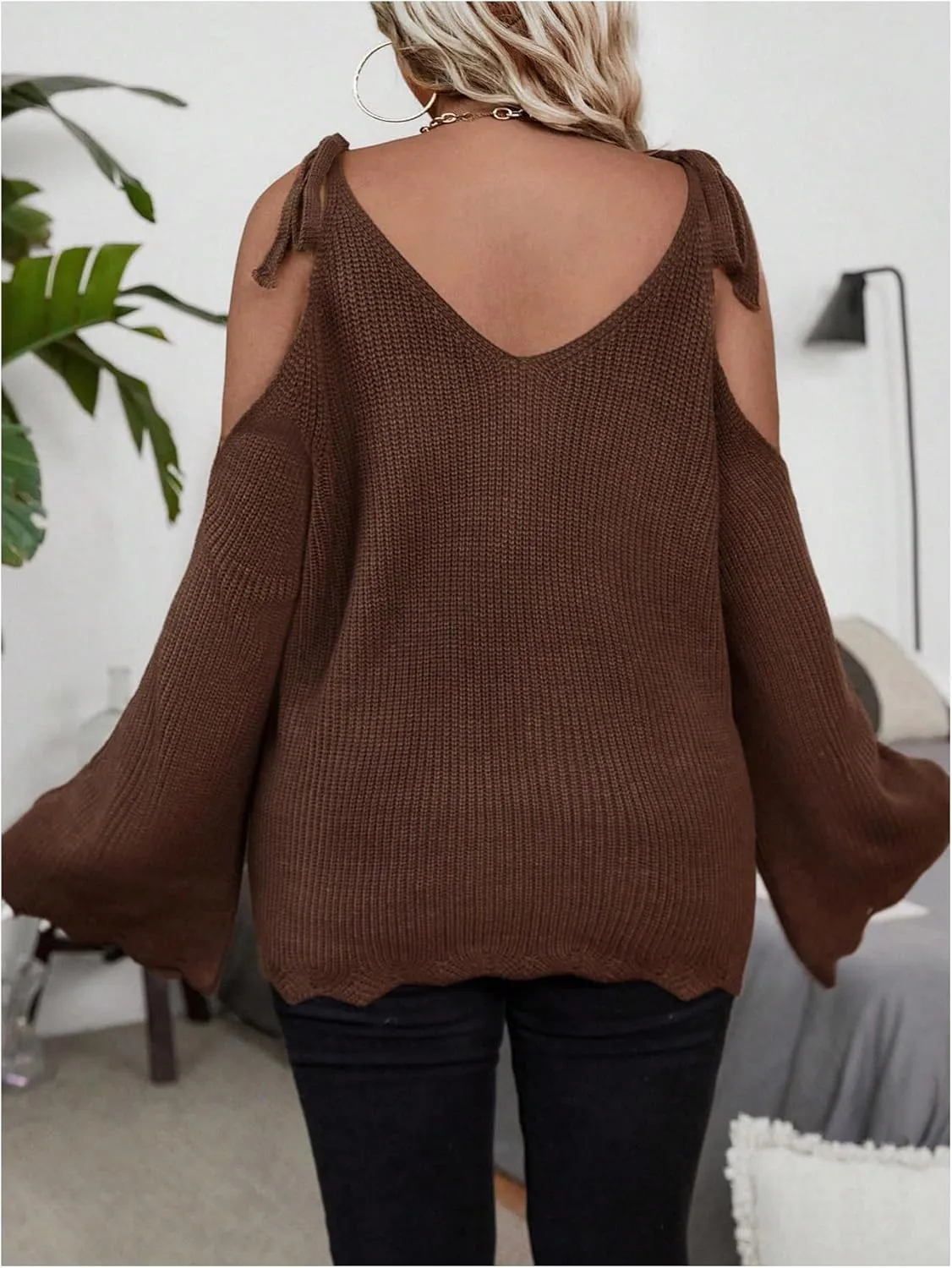 SOLY HUX Women's Plus Size Sweaters Tie Cold Shoulder V Neck Long Sleeve Scallop Trim Knit Pullover Tops